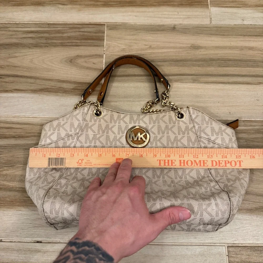 Michael Kors Jet Set Signature Logo Chain Shoulder Bag Tote Cream‎ Gold